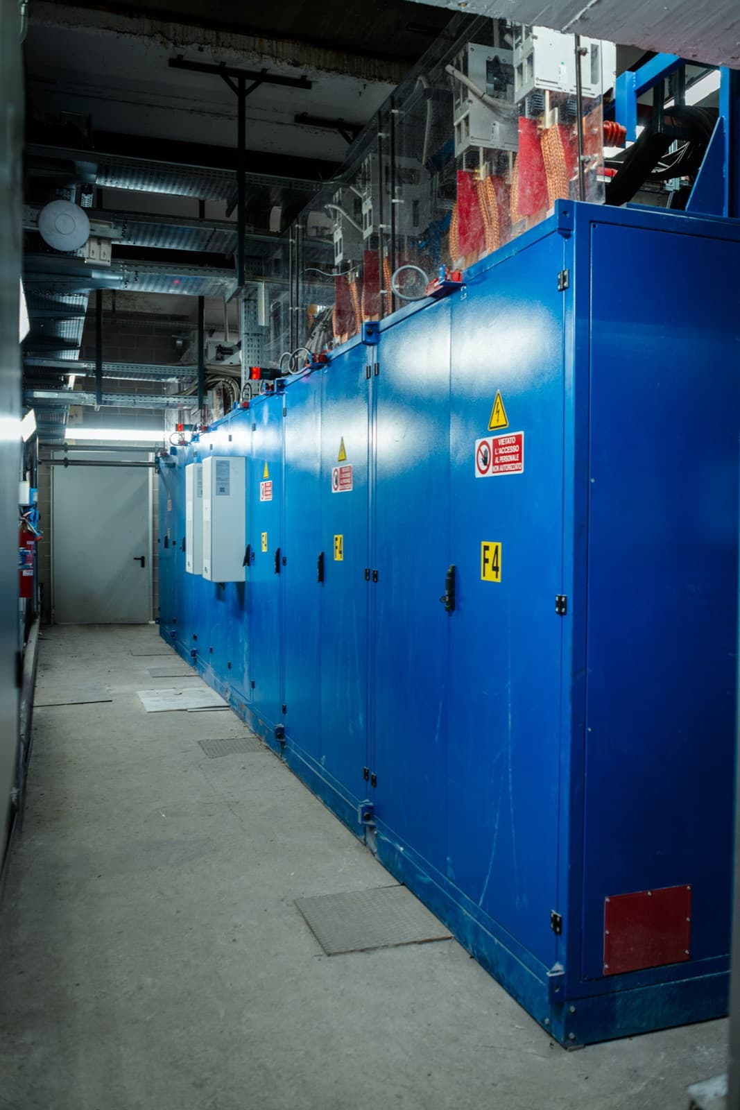 CIME static power converter for electrolysers, liquid-cooled IGBT cabinets in a plant room